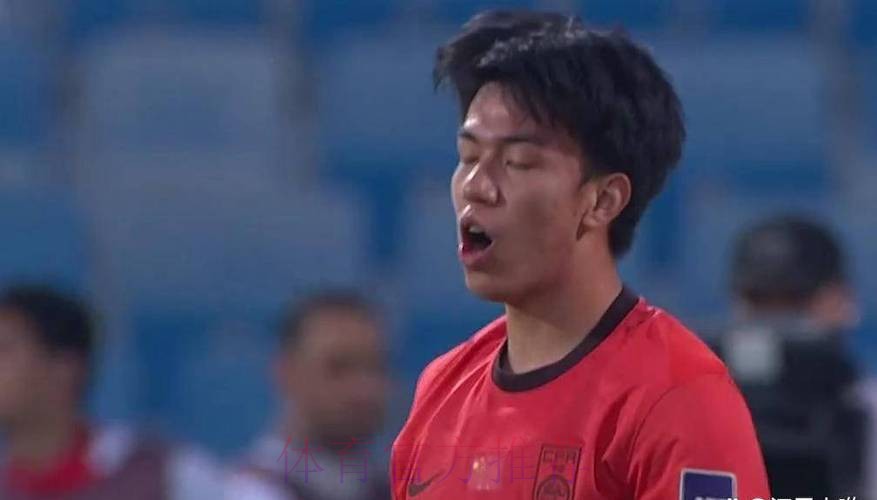 错失进球良机 国足0:2不敌塞尔维亚 错失进球良机 国足0:2不敌塞尔维亚